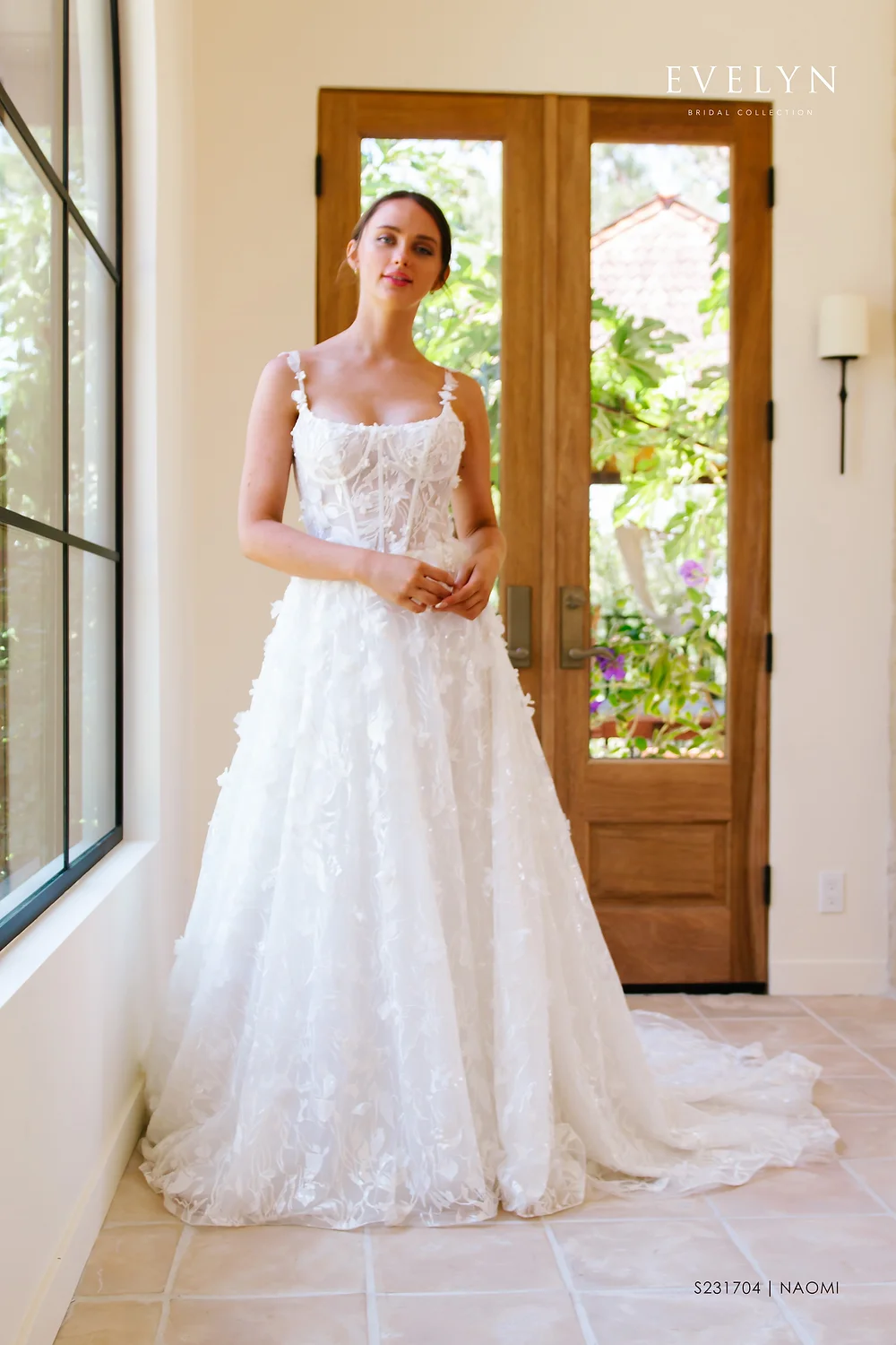 NAOMI, image size:1000x1500