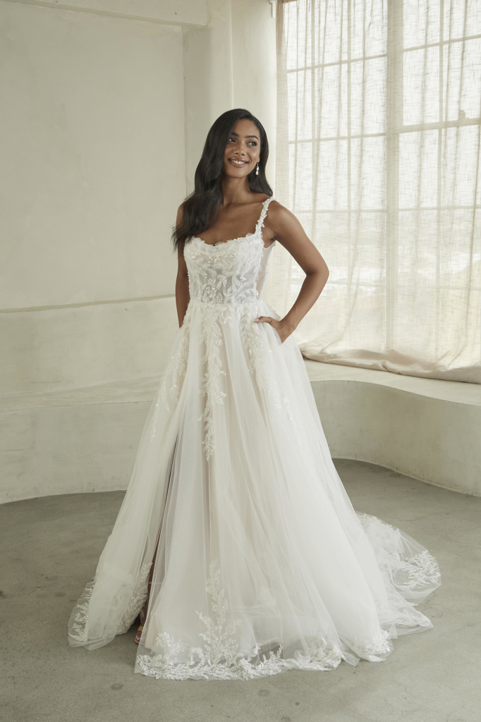 Serene bridal gown, style Winnie
