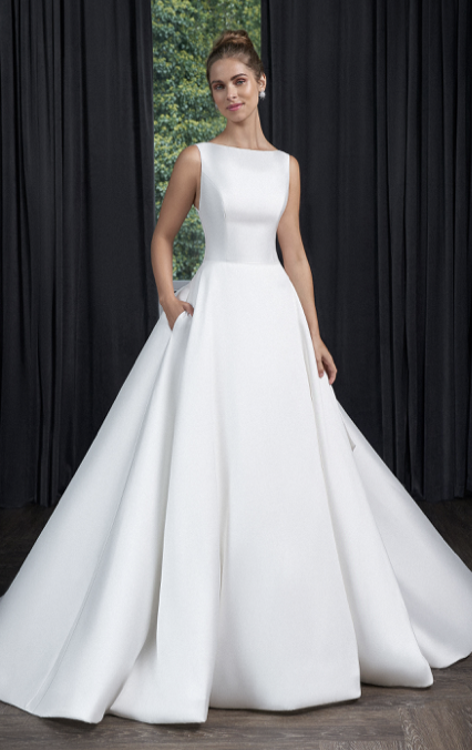 55086 Wedding Dress