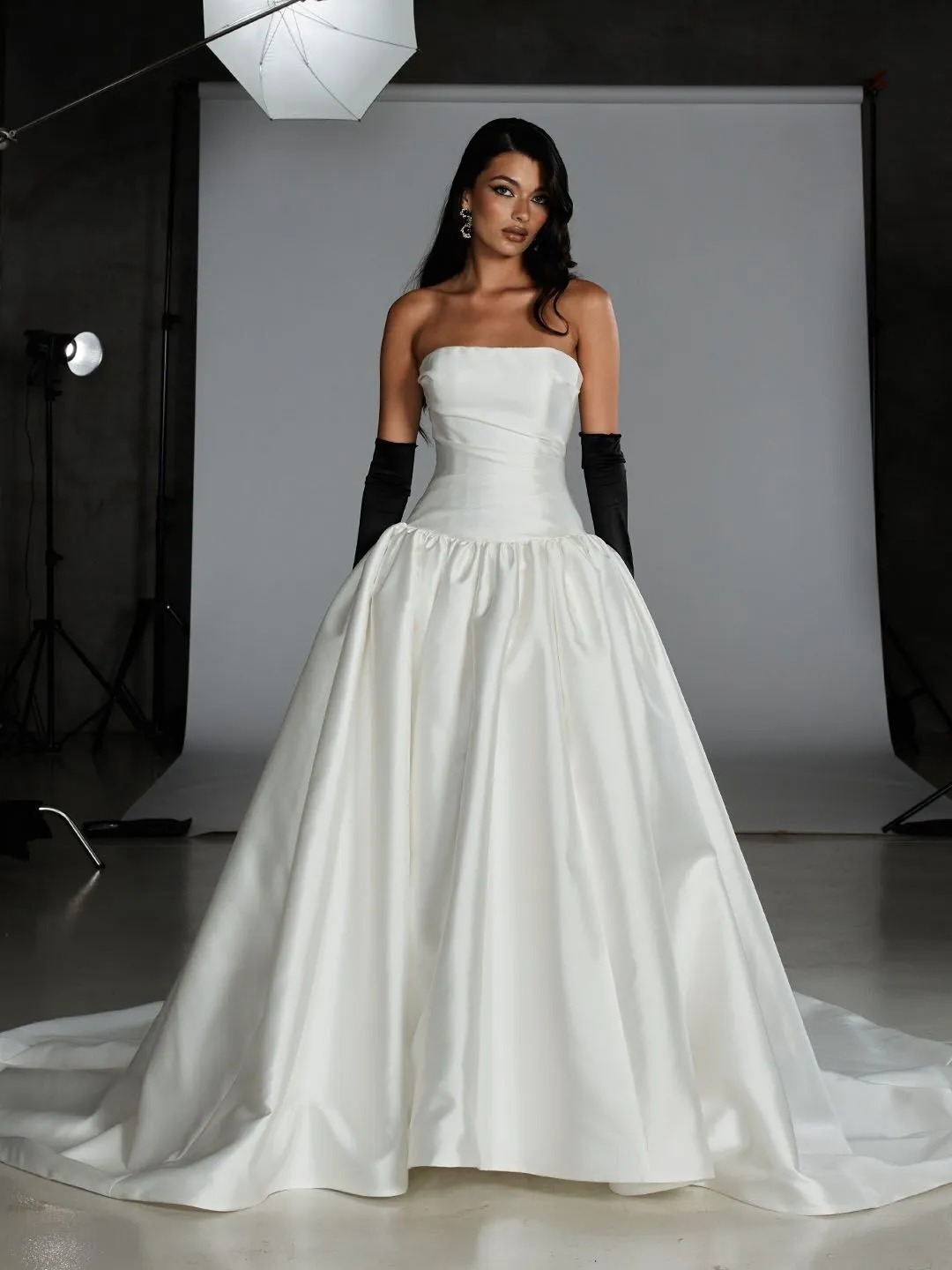 Evie Young bridal gown, style O’hara