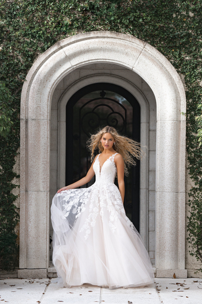 Allure Romance style R3858