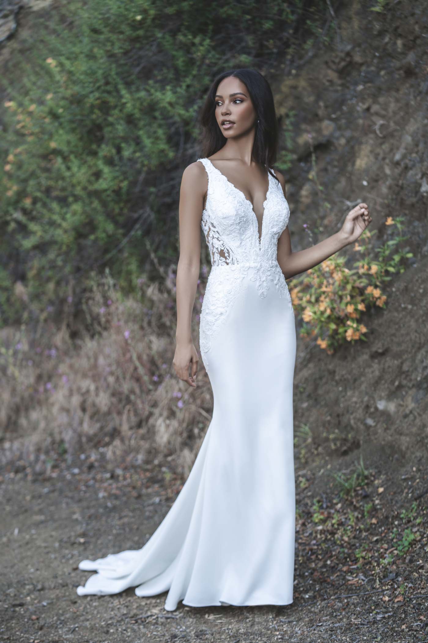 Allure Romance bridal gown, style R3707
