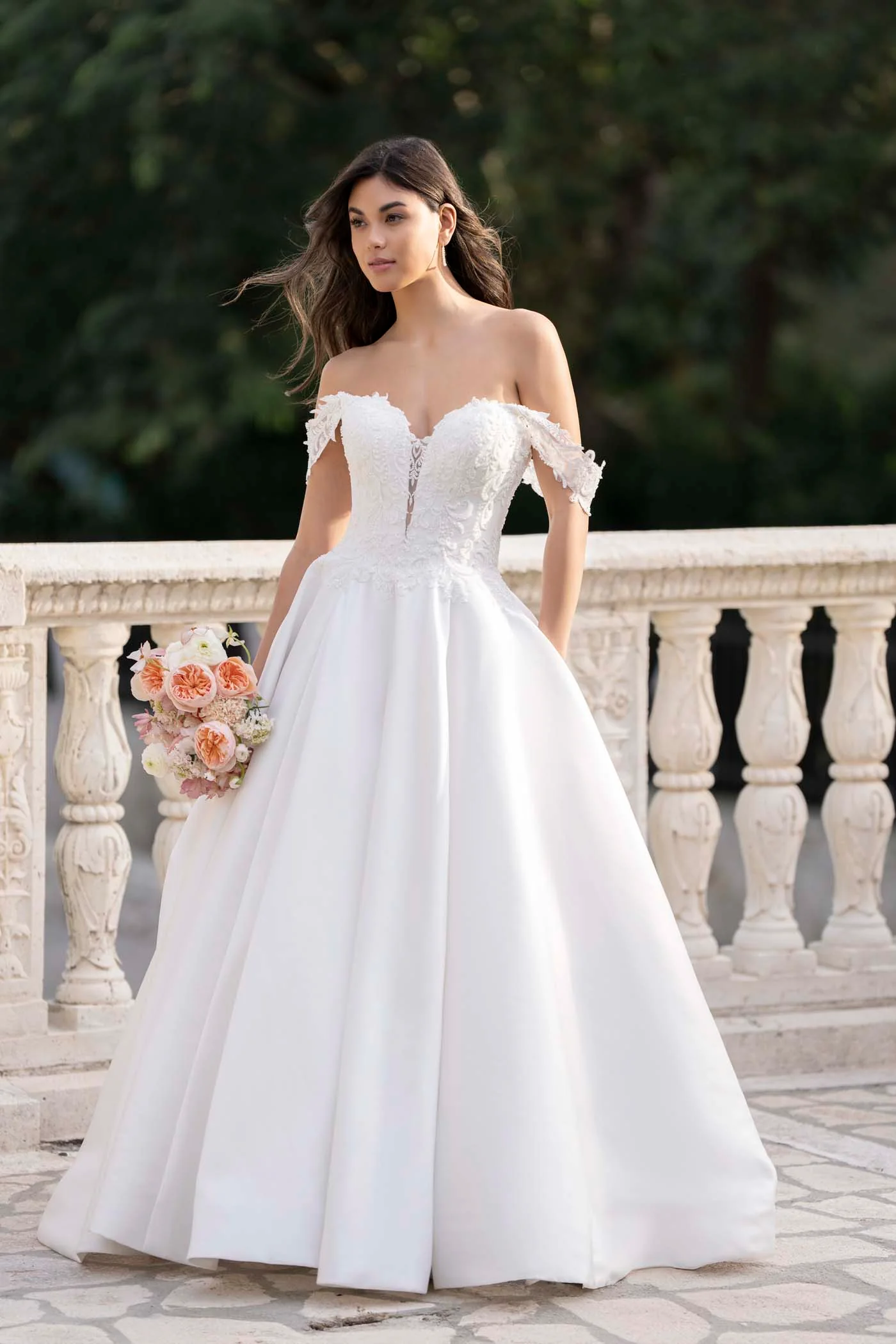Allure Romance bridal gown, style R3857