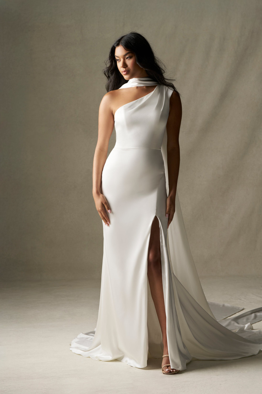 Wilderly bridal gown, style F403
