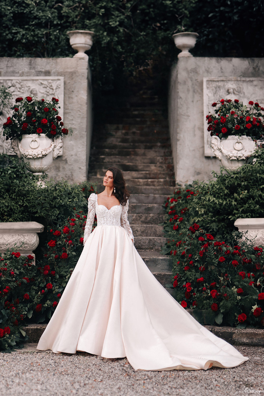 Disney Fairy Tale Weddings style D442