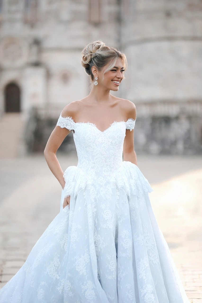Disney Fairy Tale Weddings bridal gown, style D473 — Cinderella