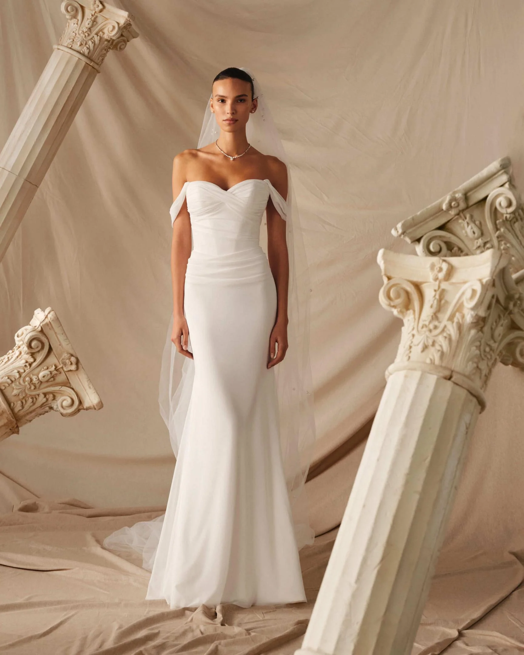 Milla Nova bridal gown, style Dorelys